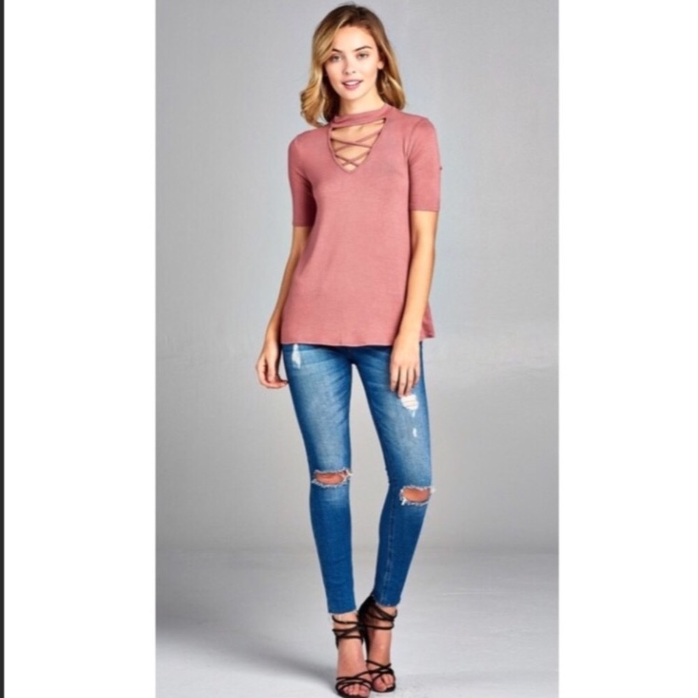 1 LEFT ❗️🎉HP🎉Choker crisscrossed tunic top - Picture 2 of 4